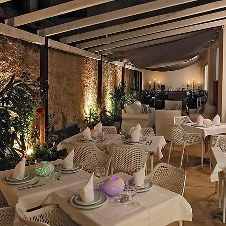 Hotel Palm Beach Кан Екстериор снимка